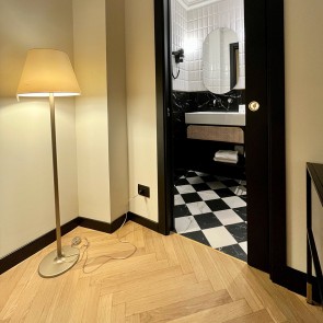 Battiscopa Mdf Nero Stondato - 70 x 10 mm - Asta da 2,4 Metri - Made in Italy