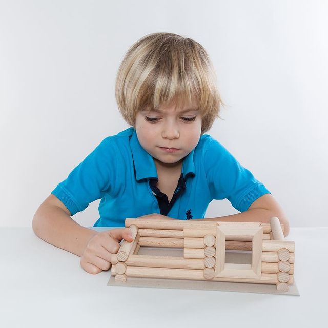 Costruzioni in legno per bambini