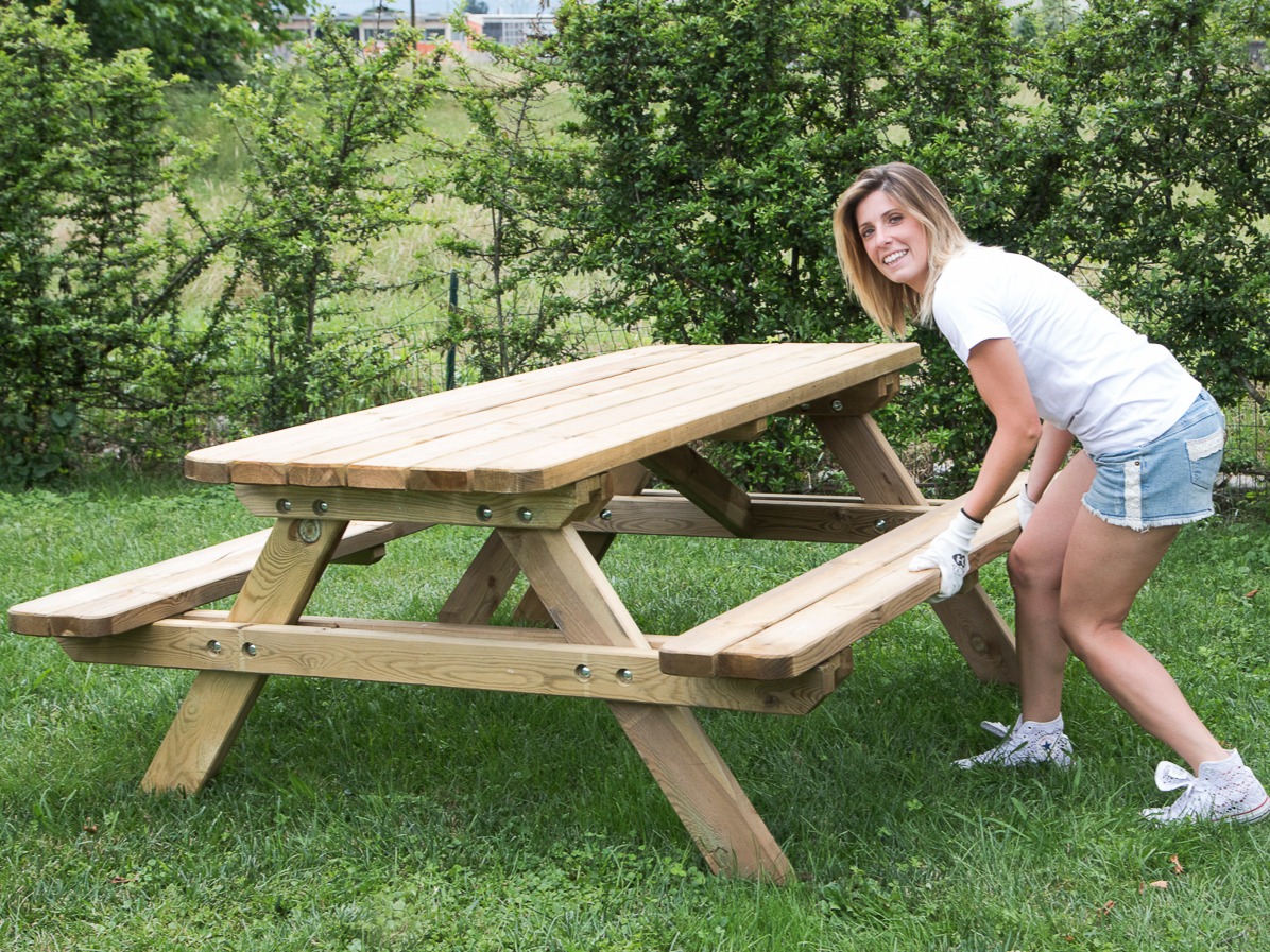 Tavolo da picnic in legno 