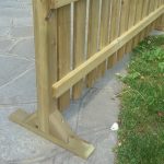 Piedistallo MAGIC EASEL in legno per steccati-25049