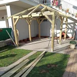 Gazebo in Legno KIOSK Tetto con tegole 449x347 cm - Antivento-47856