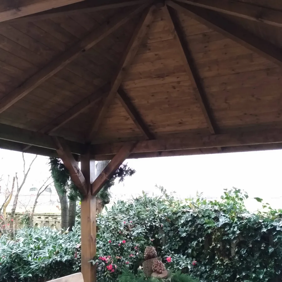 Gazebo in Legno KIOSK Tetto con tegole 449x347 cm - Antivento-46712
