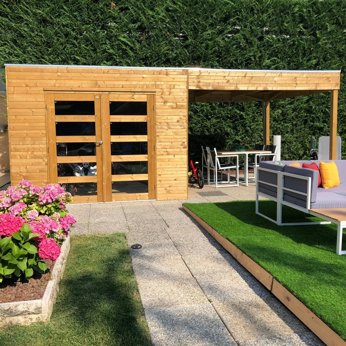Casetta in legno impregnato TARENTO 591 x 290 x 225 h. cm con pergolato - Carico neve 30 kg al Mq-42248