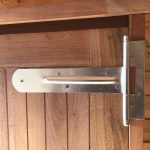 Onlywood Armadio da Esterno in legno di Mogano oliato SANTIAGO 80 x 65 x 173-185 h. cm-54388