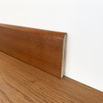 BATTISCOPA IN LEGNO DOUSSIE Impiallacciato - 13 x 80 mm - Asta da 2,4 m-0