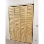 Onlywood Ante per Armadio a Muro a Persiana 610 x 2050 mm in Legno Naturale-58361