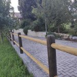 Onlywood Staccionata a 2 traverse in Pino certificato due fori (misure L 200cm x H 150cm) - Modulo iniziale con 2 piantoni-44099