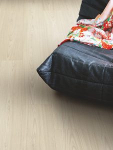 Laminato Pergo AC4 Bergen Rovere Norvegese-0