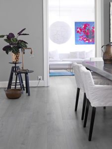 Laminato Pergo AC4 Visby Rovere Grigio Sbiancato – 190 x 8 x 1380 mm-87215