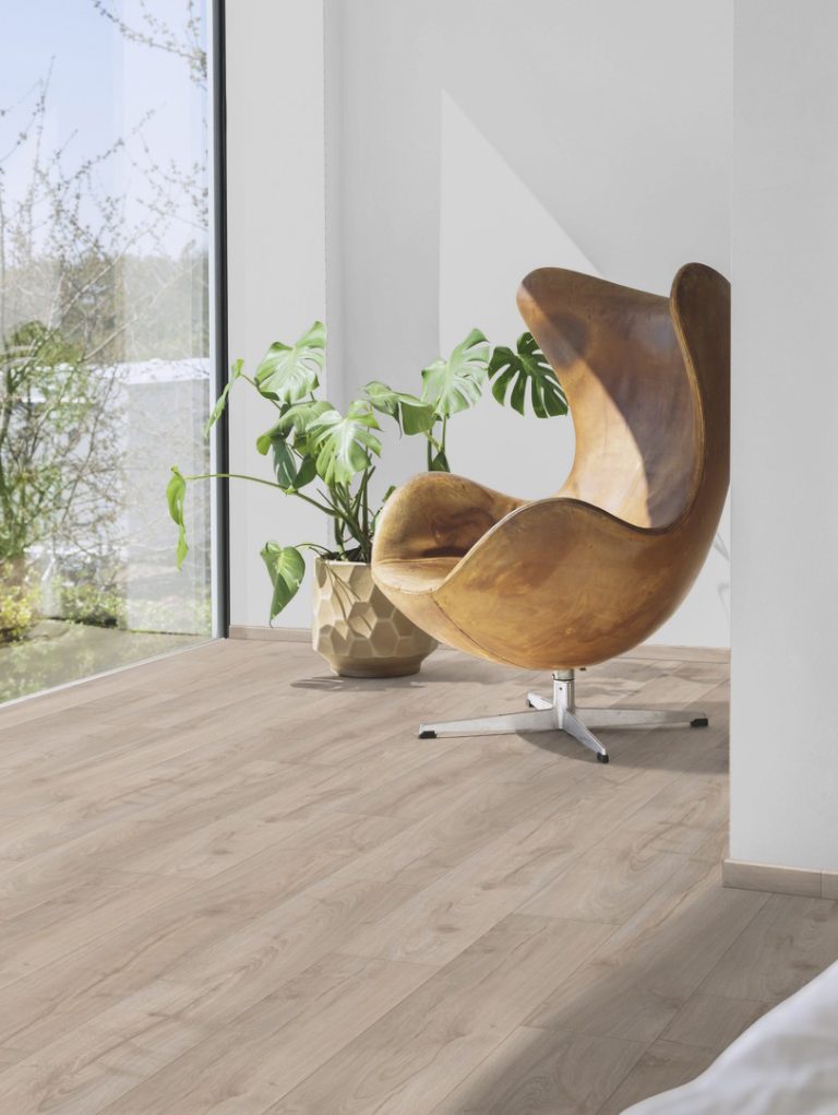 Laminato Pergo AC4 Visby Rovere New England – 190 x 8 x 1380 mm-0