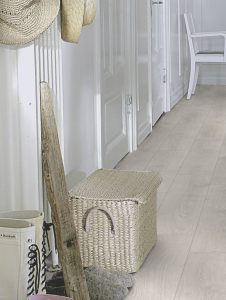 Laminato Pergo AC4 Visby Rovere Studio – 190 x 8 x 1380 mm-87265