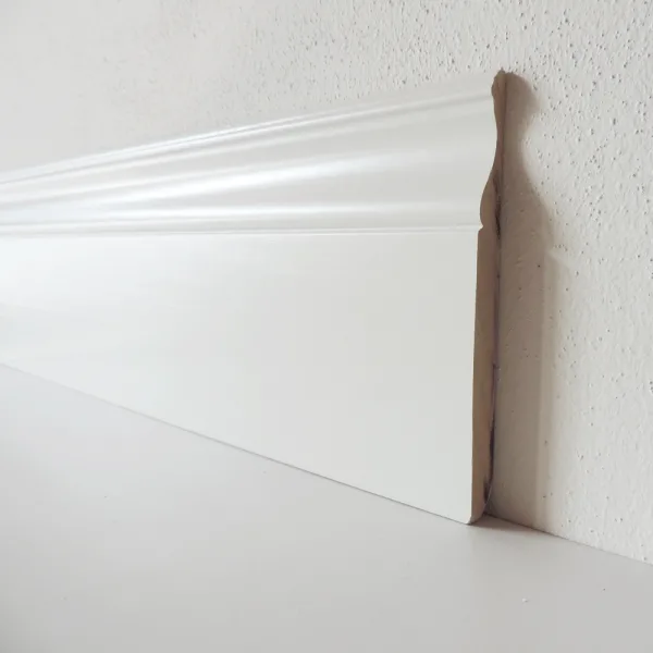 CAMPIONE - Battiscopa 140x13 mm Legno BIANCO - Modello Luxor - -0