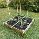 Onlywood Orto Rialzato Legno 4 Scomparti in Pino Trattato 100 x 100 x 18 cm-79979