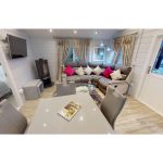 Onlywood Casetta in legno abitabile 50 Mq KAY - 800 x 595 cm - Spessore 70 mm-55518