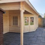 Onlywood Casetta in legno con tettoia laterale OLSON 705 X 300 cm-55310