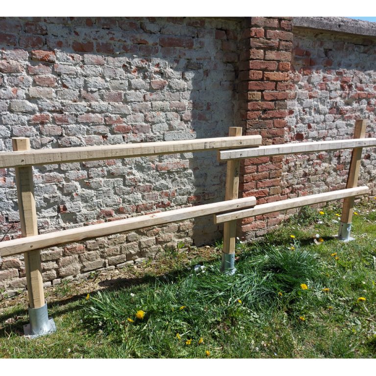 Onlywood Staccionata Valdostana a mezzi pali in Castagno semi tornito-0