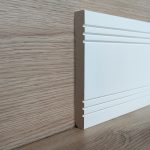 Battiscopa Legno BIANCO Laccato - Modello VENEZIA - 160 x 18 mm - Sagomato-0