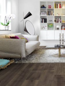 Laminato Pergo AC4 Odense Noce Fumè -86988