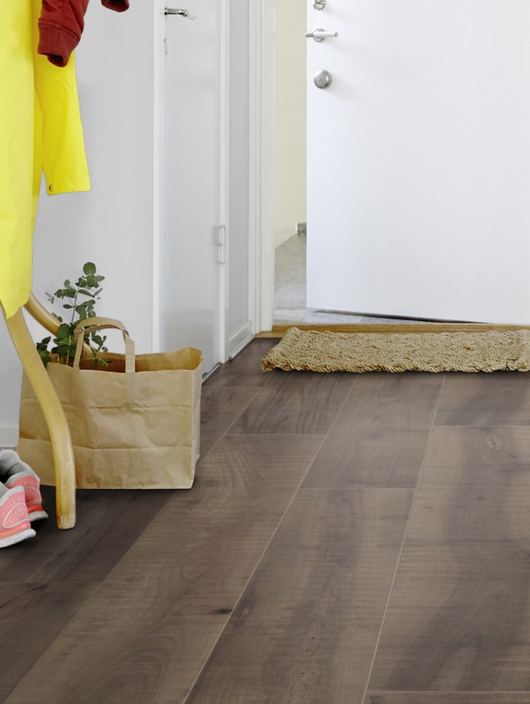 Laminato Pergo AC5 Odense Noce Fumè-0