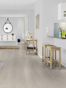Laminato Pergo AC5 Odense Rovere Ghiaccio-86996