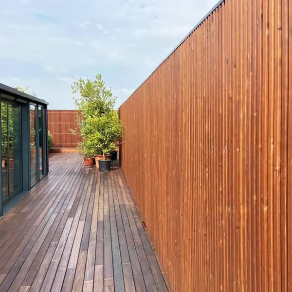 Onlywood Rivestimento in Legno per Esterni Pino Thermowood CASTELLO - Effetto 3d-0