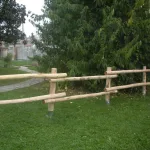Onlywood Staccionata in Legno Rustica Valdostana a pali interi in Castagno Scortecciato-0