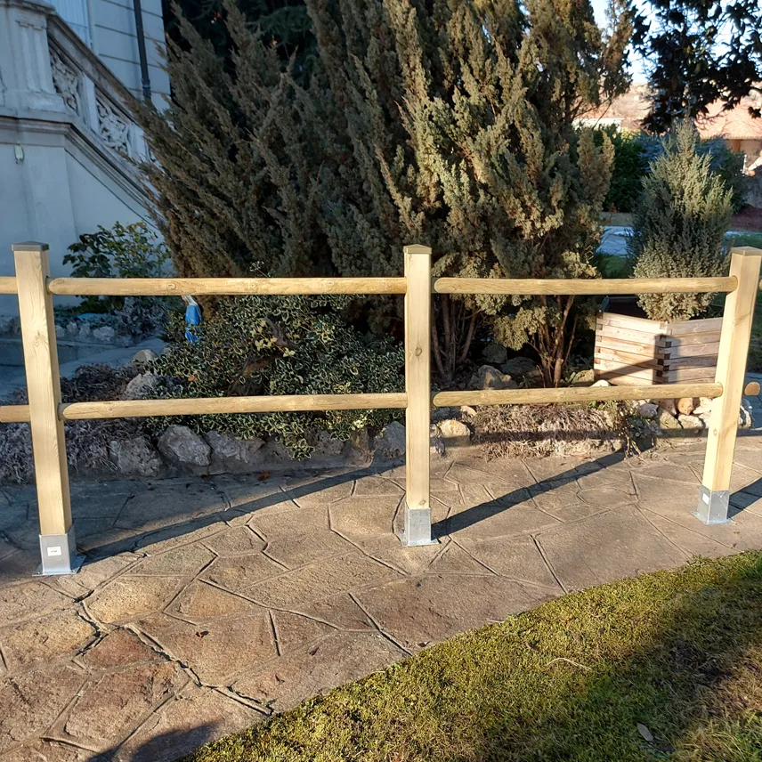 Onlywood Staccionata in Legno due Fori con Pali Quadri in Pino PREZZO a Campata 150/200 cm