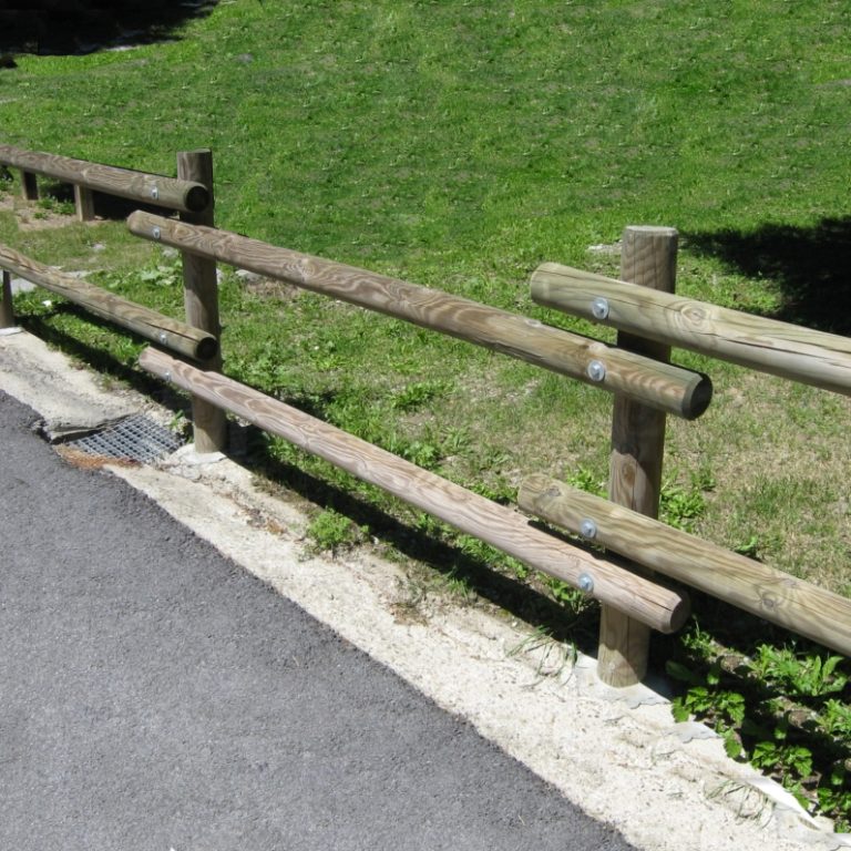 Staccionata Valdostana a pali