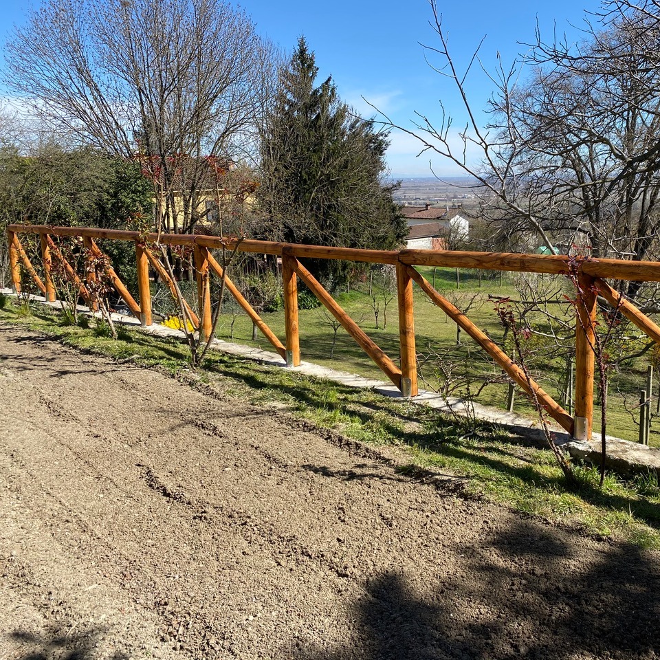 Onlywood Staccionata in Legno Rustica con traversa diagonale in Castagno Scortecciato-0