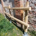 Onlywood Staccionata Valdostana a pali interi in Castagno semi tornito-84341