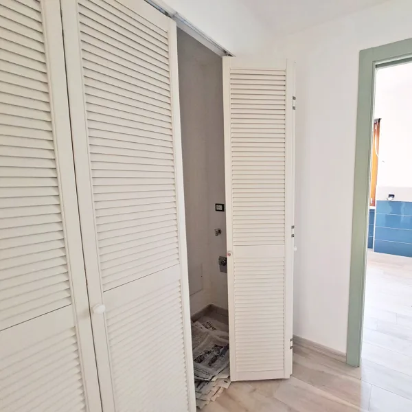 Onlywood Anta per Armadio a Muro a Persiana 510 x 2050 mm in Legno verniciato Bianco-0