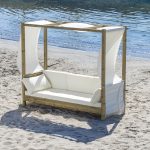 Divano da esterno in legno CHILLOUT trattato per l'esterno 200 x 70 x 180 cm-90316