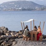 Tavolo Picnic in legno SHADO trattato per l'esterno 140 x 159 x 85/204 h. cm-90327