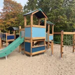 Parco Giochi in Legno di Larice TOWER Torre Doppia con Scivolo - Certificato EN 1176 Uso Pubblico - foto 2