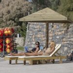 Lettino prendisole singolo SUNBED in legno trattato per l'esterno 200 x 64 x 25 cm - Con materassino-90674