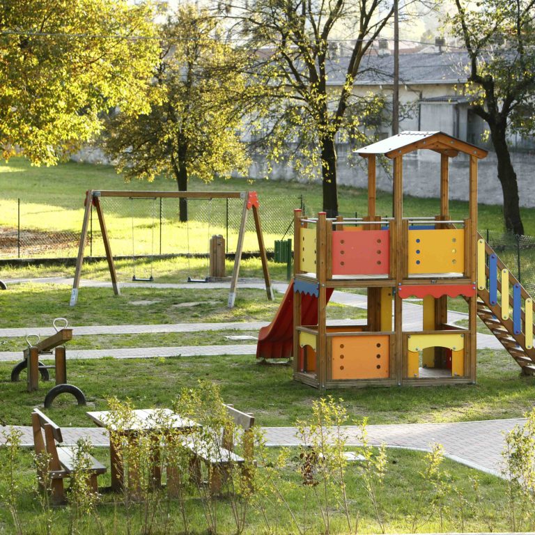 Parco giochi in Legno con Certificato ad Uso Pubblico-0