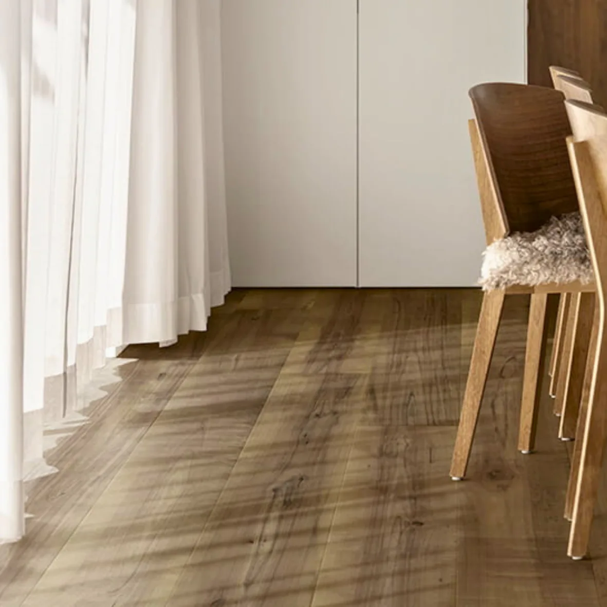 Pavimento laminato PERGO resistente all'acqua