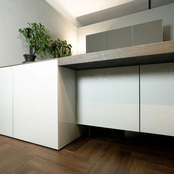 RockLite Pavimento SPC posa a spina Courma 100% impermeabile