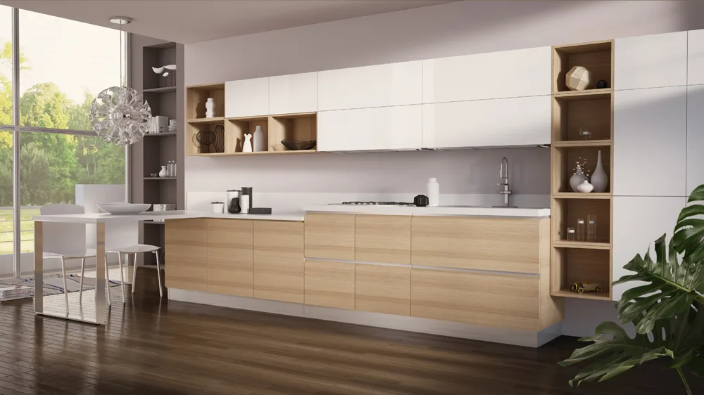 Antine in legno montate su una cucina in muratura