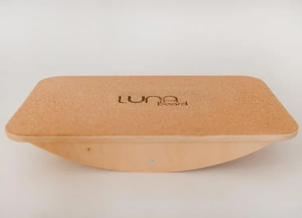 Balance board Montessori in legno con sughero, tavola basculante per bambini